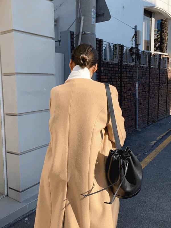 카라 배색 코트