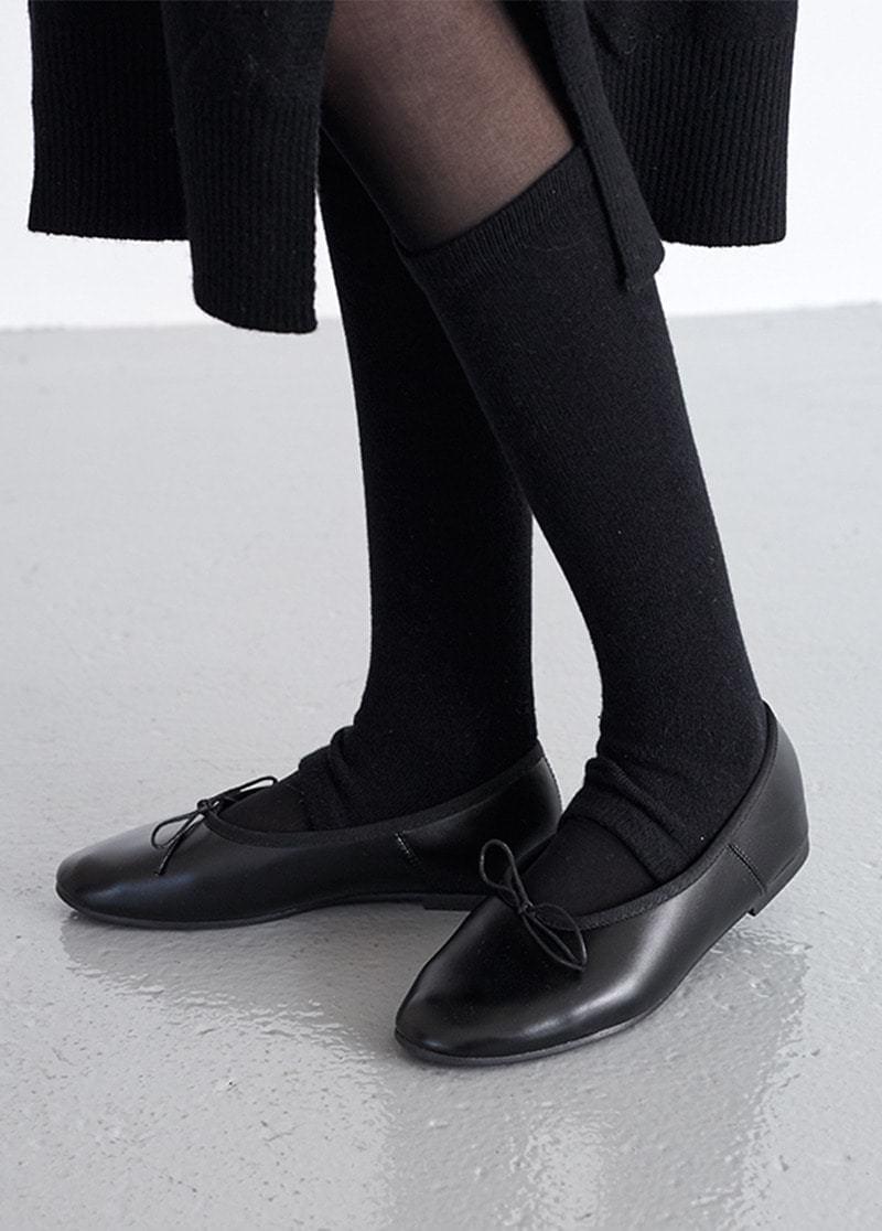 Ribbon flat shoes