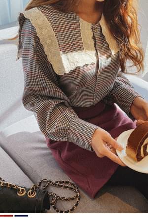 Karagam wrapped race blouse