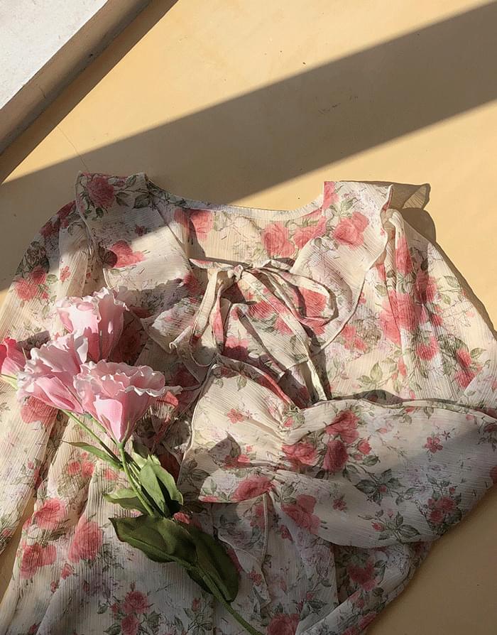 荷叶边系带领淑女袖花朵女衫