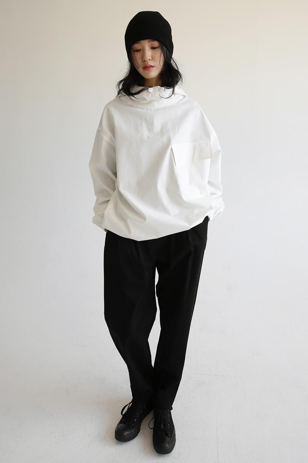 hood pocket anorak