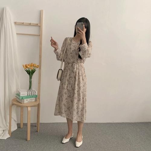 사로비아롱원피스