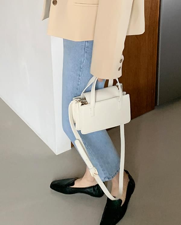 dazy minimal shoulder bag
