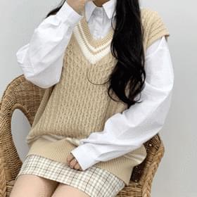 배색 와플 니트조끼