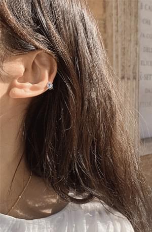 Zem No.436 (earring)