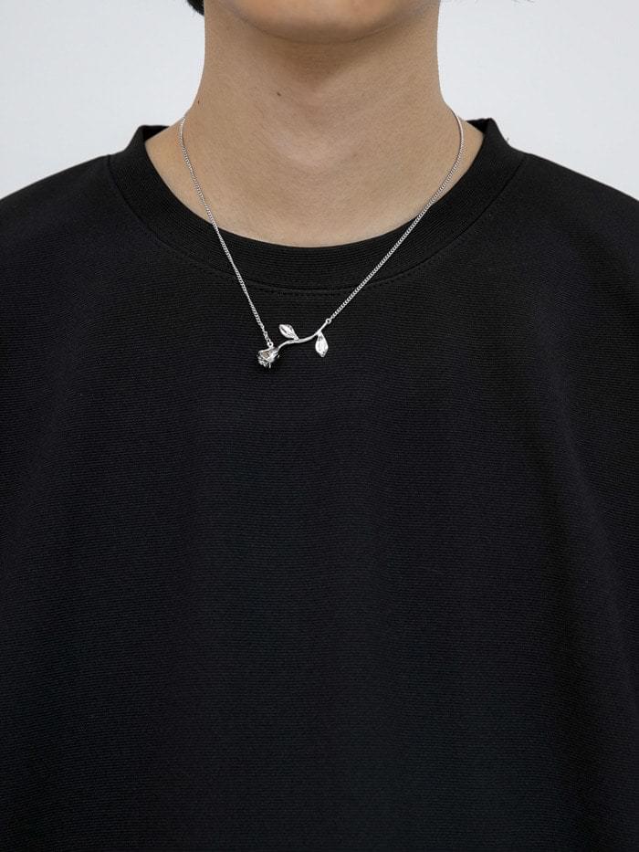 rose necklace