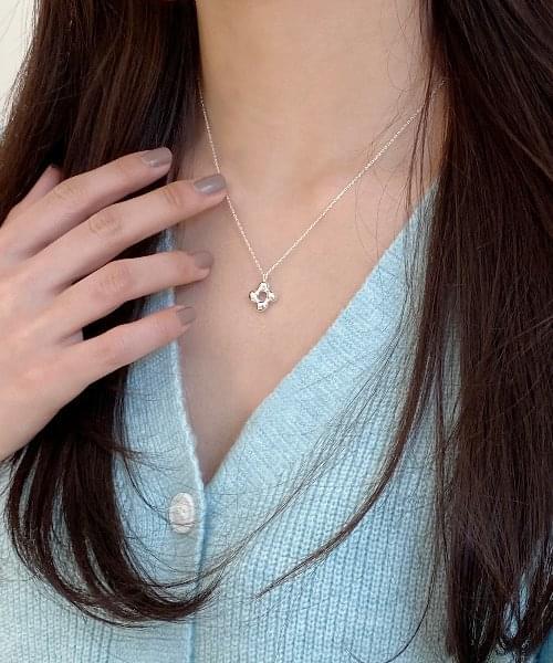 pinwheel necklace