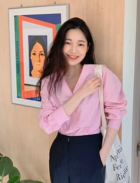 Macaron V-neck shirt blouse 襯衫