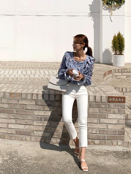 Blooming flower ruffle blouse ブラウス