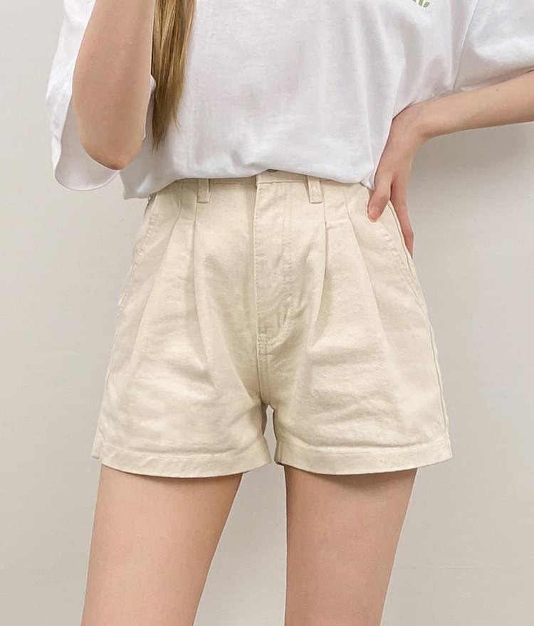 103 핀턱 숏 팬츠