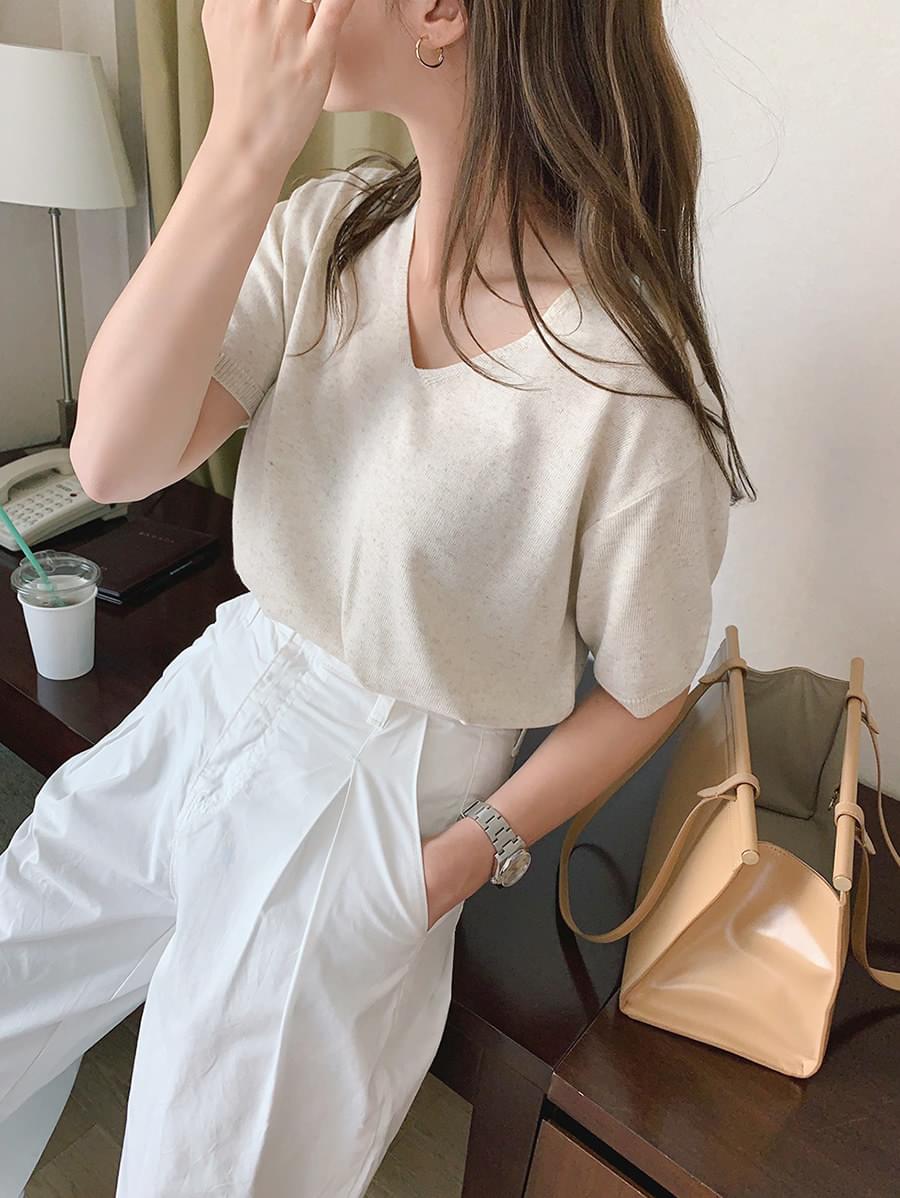 Linen V-neck knit