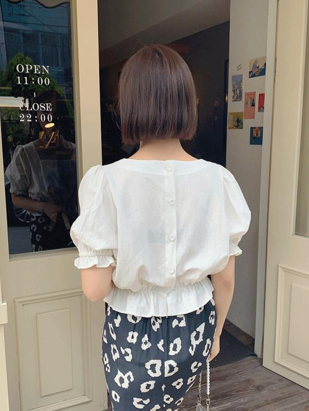 Cozy cropped blouse
