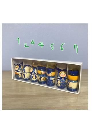 7 children russian doll