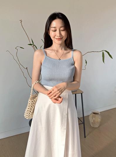 Slim fine-grained knit