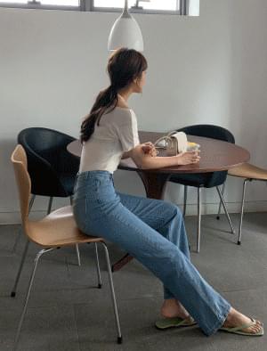 Straight washed denim pants