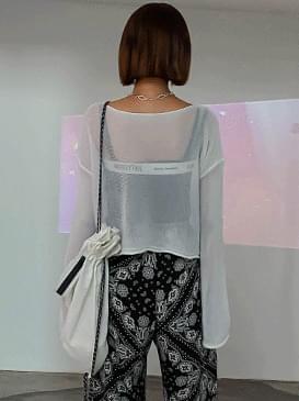 Crop-through net knit