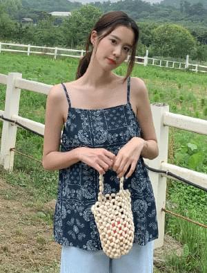 Trendy minimalist wood tote bag
