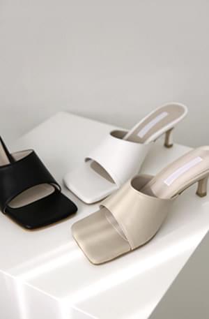 Square Edge Middle Mule