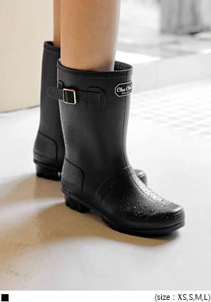 SPINNER BUCKLE RAIN BOOTS