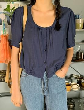 Leeds string crop blouse