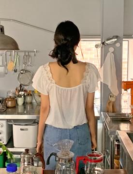 Popcorn Square Lace Blouse