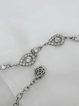 Cubic chain belt