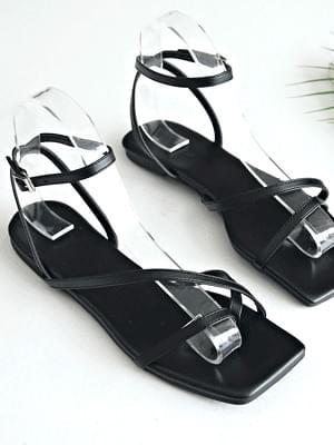 Ruet's unfooted strap sandals 1 cm
