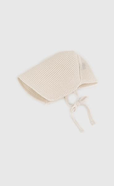Paper bonnet bucket hat