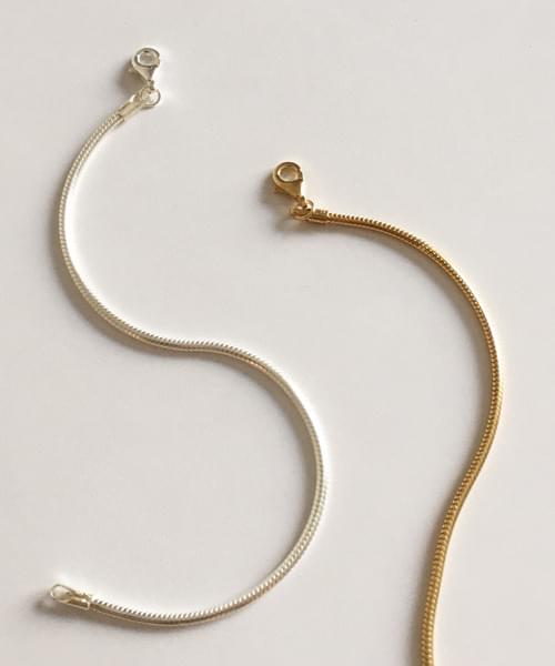 silky bracelet