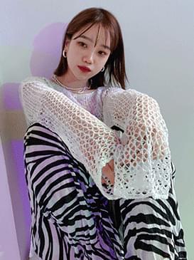 Unbal art see-through