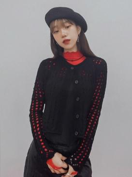 Cropped warpy knit cardigan