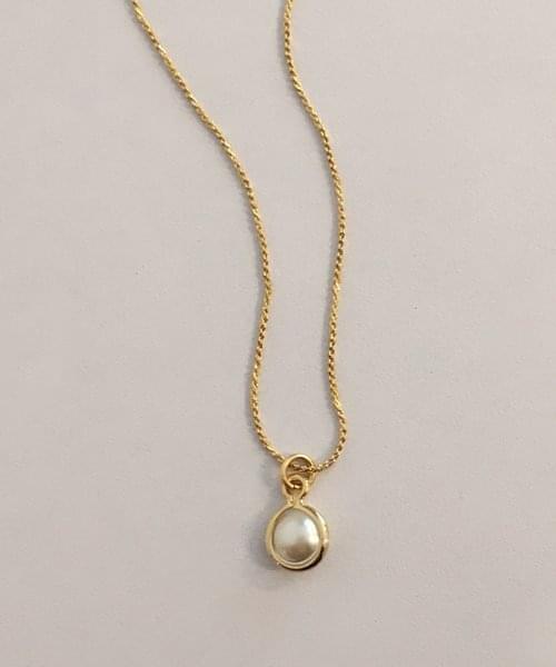 moment necklace 項鍊
