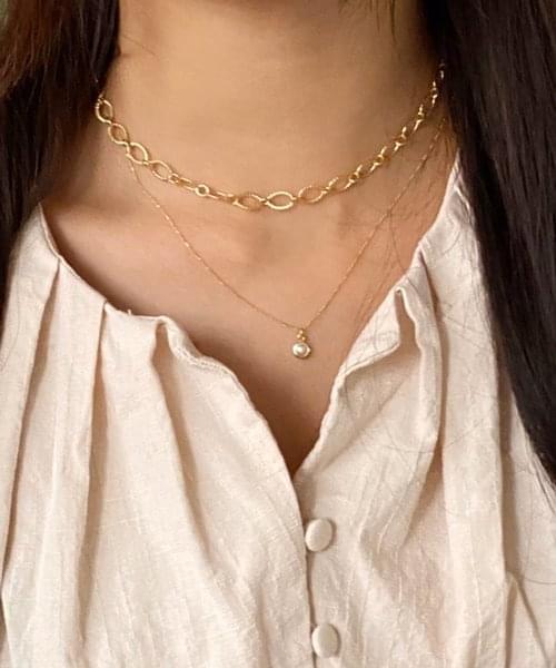 skinny chain necklace