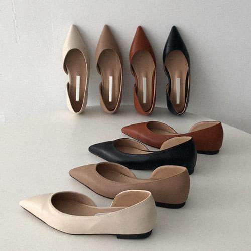 Flon Point Flat flats