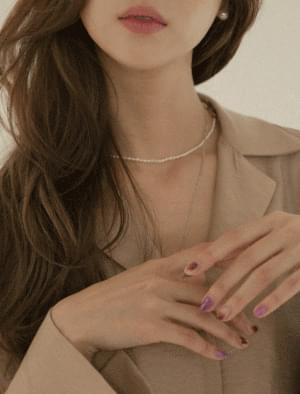 Ivy Minimalist Freshwater Pearl Necklace 項鍊