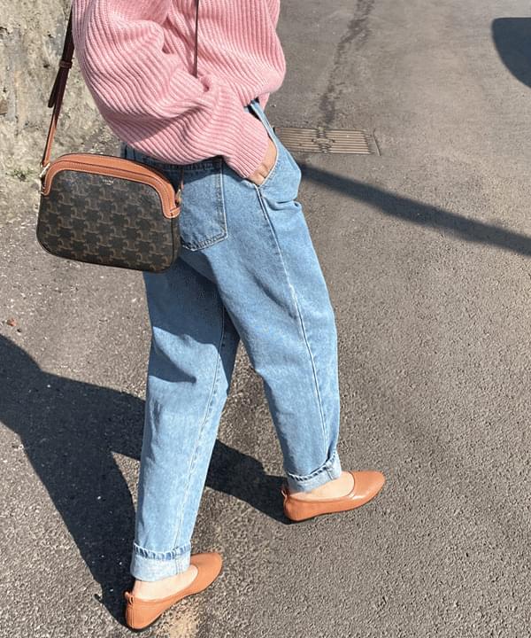 Andy Boyfit pintuck denim pants