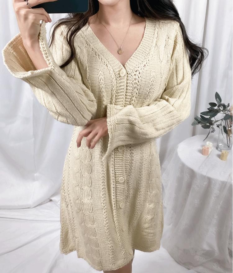 V-neck twisted knit dress ワンピース