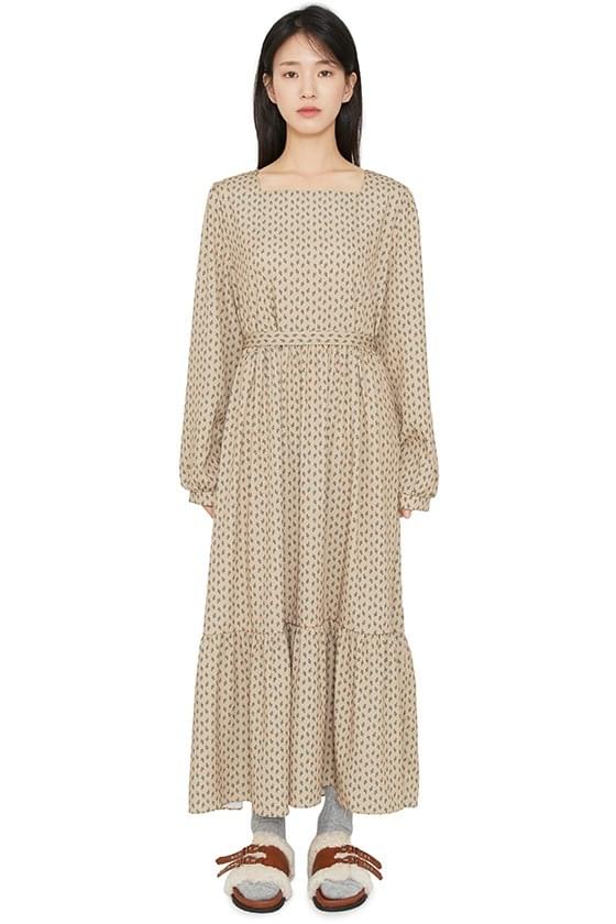 Fall-in square maxi dress