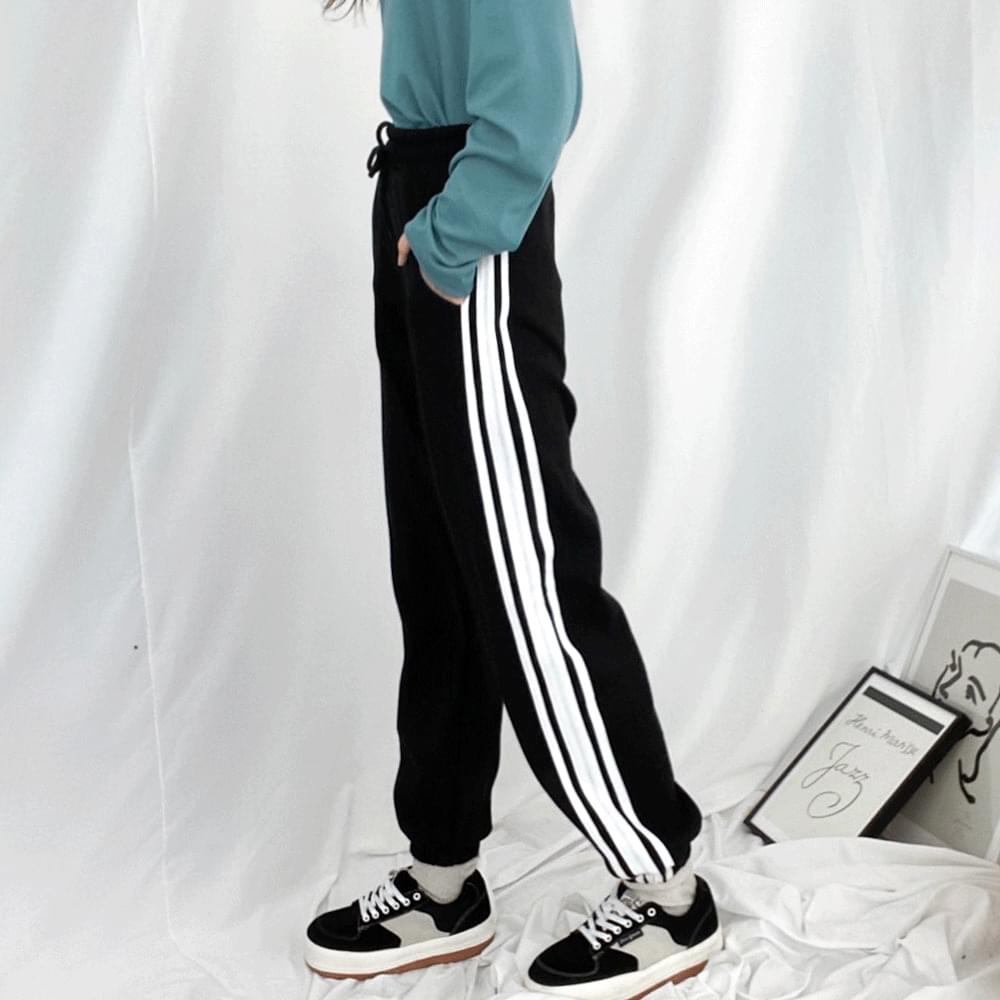 Rail jogger training pants 長褲