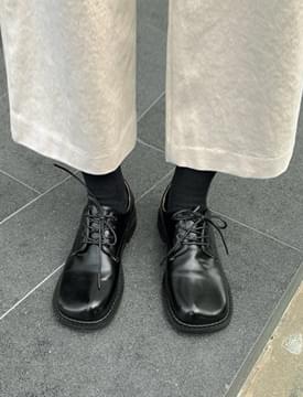 Solid square flat loafers