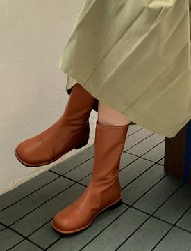 Binz Square Middle Boots