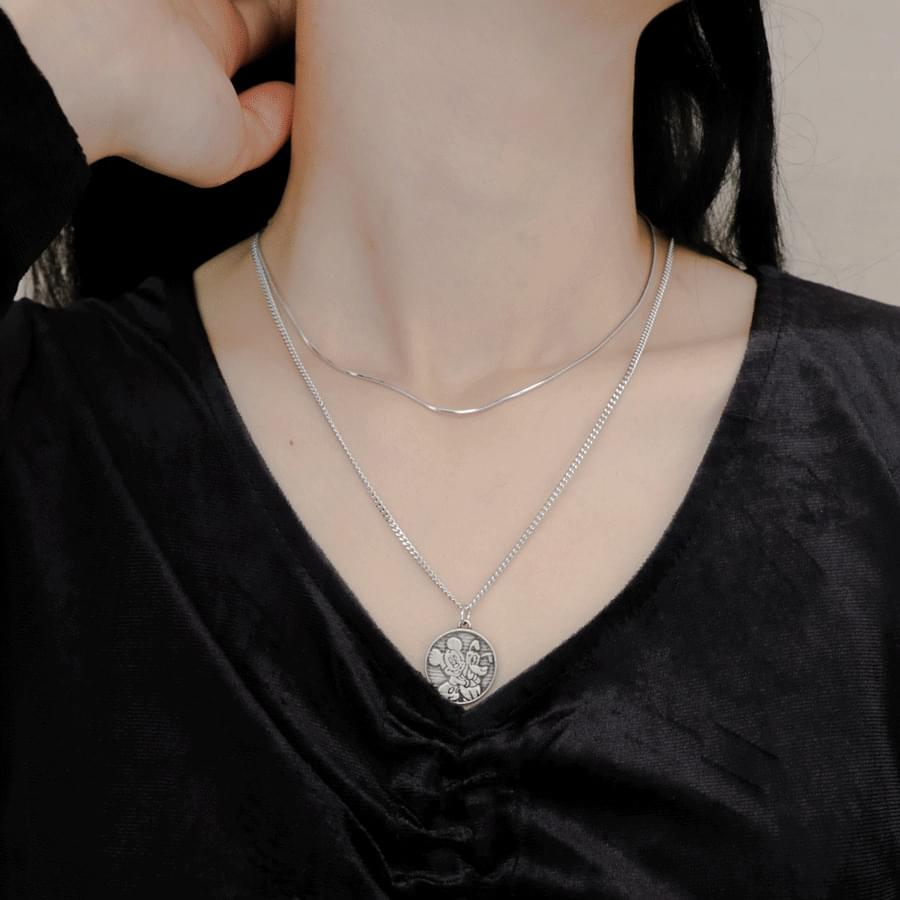 The 2 Line Pendant Necklace