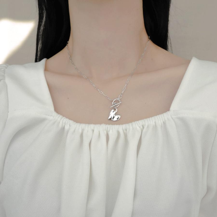 Heart bar collar necklace