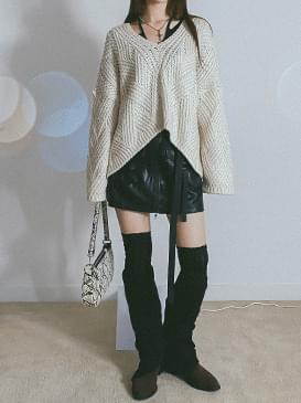 Loose Fit Forene V-Neck Knit