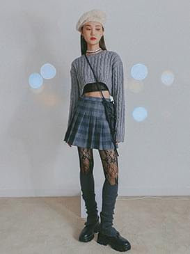 Cable Bling Cropped Knit