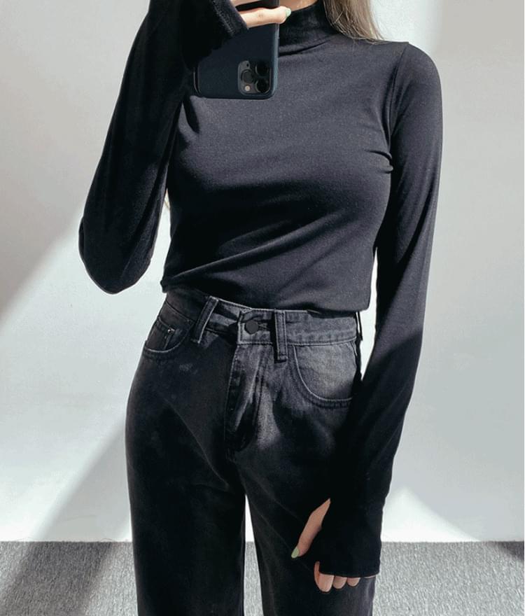 フィンガーホール裏起毛ハイネックTシャツ