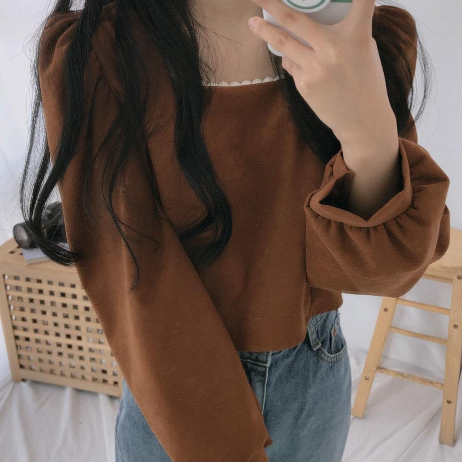 Meringue lace blouse