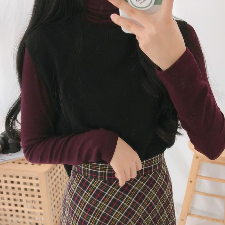 Unfooted knit vest