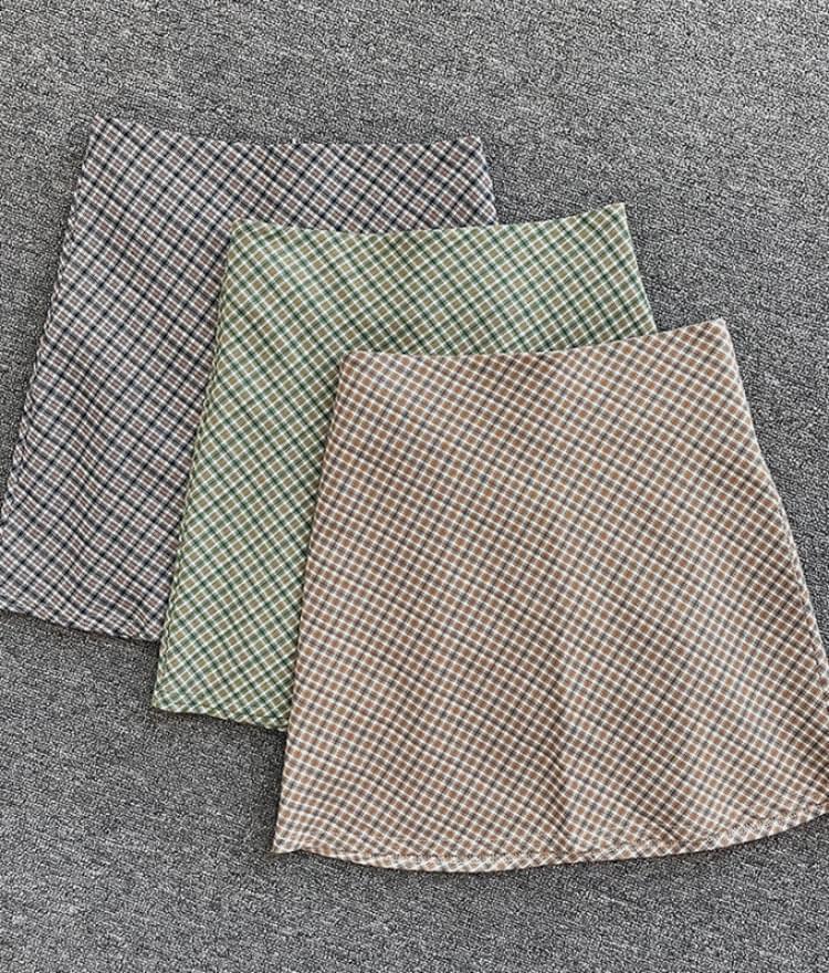 Jan check mini skirt