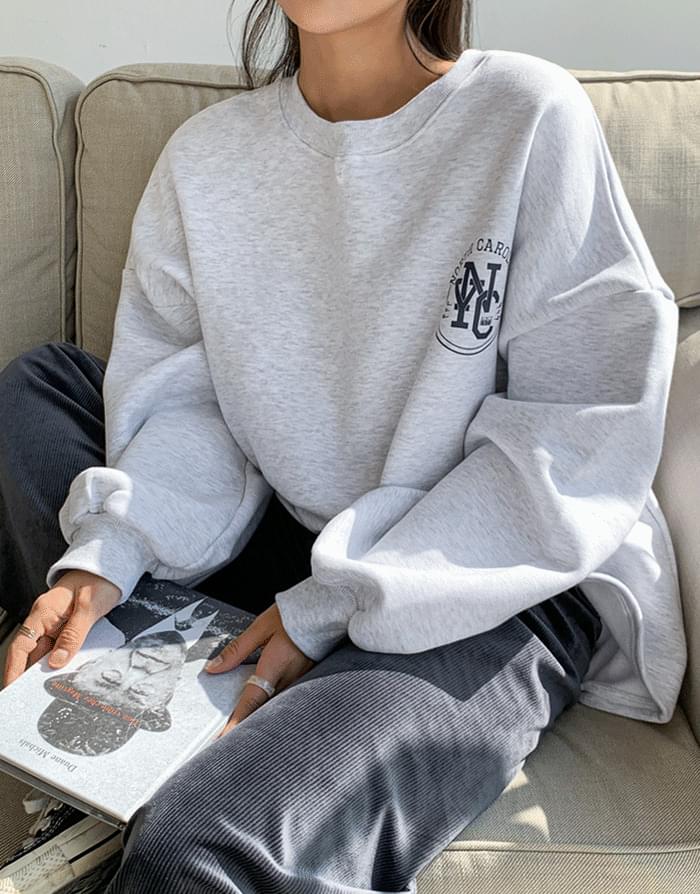 챔피언기모맨투맨